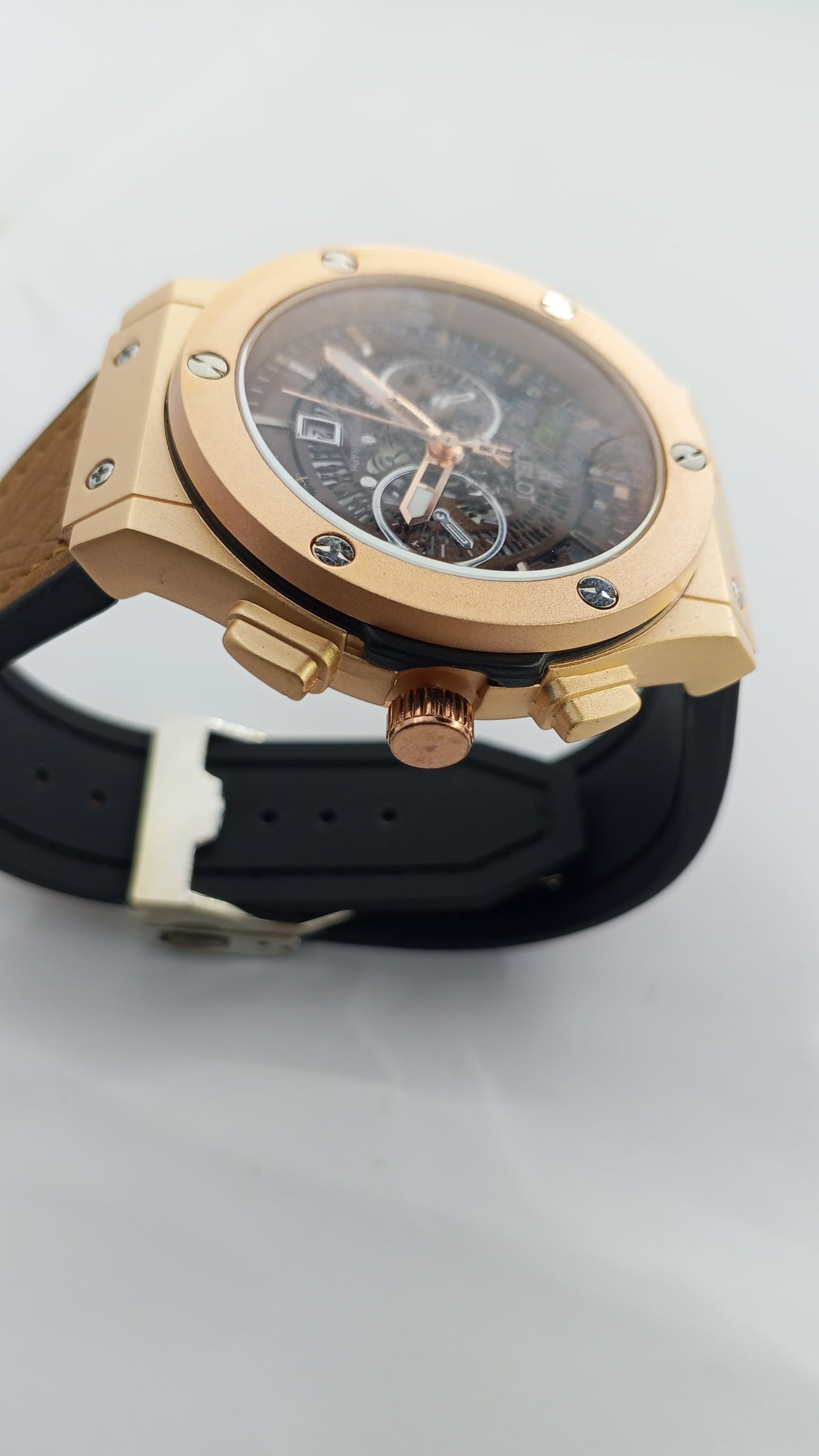 Hublot Geneve Premium Men's Chronograph-Style Watch