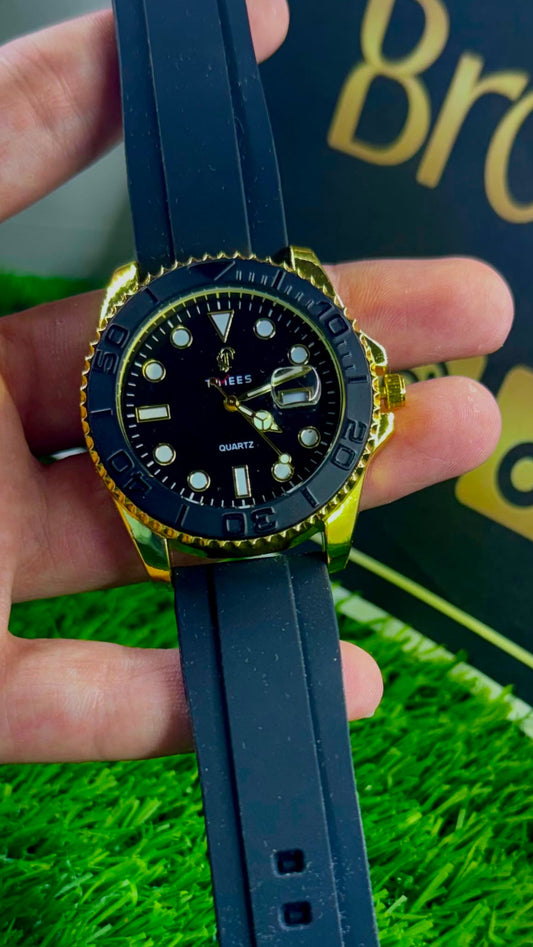 TIMEES Men's Quartz Watch – Black Dial with Gold Case & Black Silicone Strap