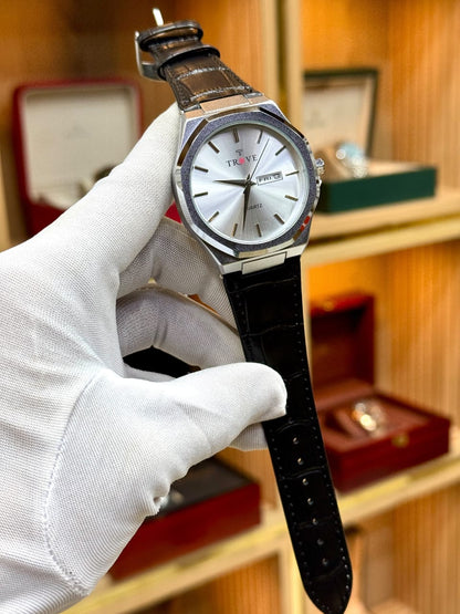 Trove Classic Quartz Watch – Black Dial | Premium Leather Strap