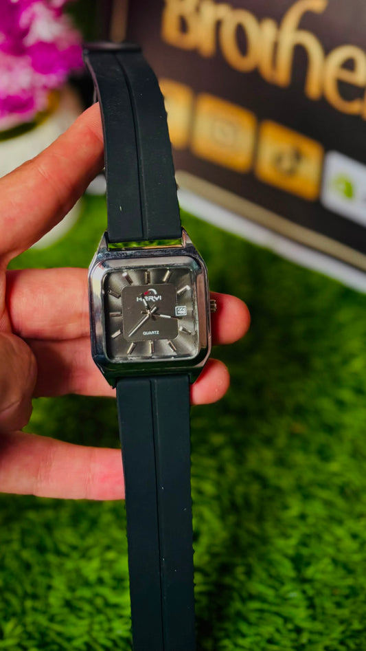 Hery Silicone Strap Square Dress Watch with Magnetic lock