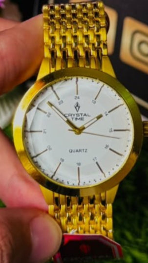 Crystal Time Classic Gold Watch: Elegant Round Bezel with White Dial & 24-Hour Inner Markers