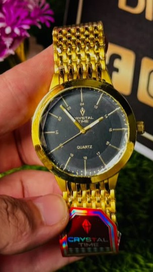 Crystal Time Full Gold Metallic Watch: Classic Round Bezel with Textured Black Dial & 24-Hour Markers