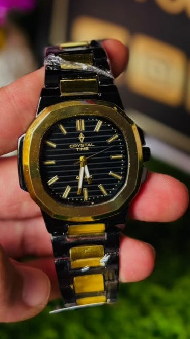 Crystal Time Luxury Dual-Tone Watch: Black & Gold Octagonal Dial with Metallic Link Strap for Men